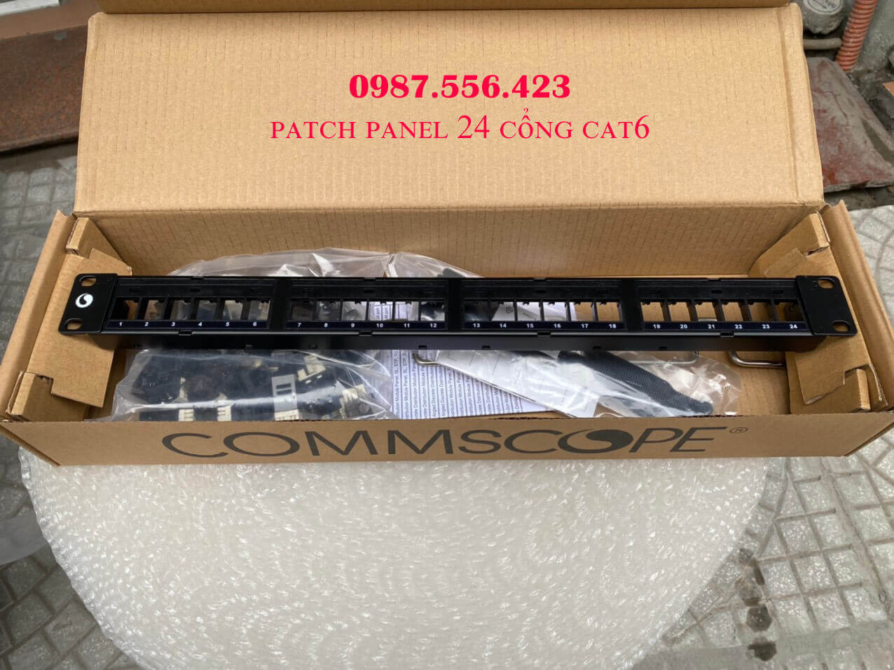 Patch panel 24 ports Cat6 COMMSCOPE/AMP1